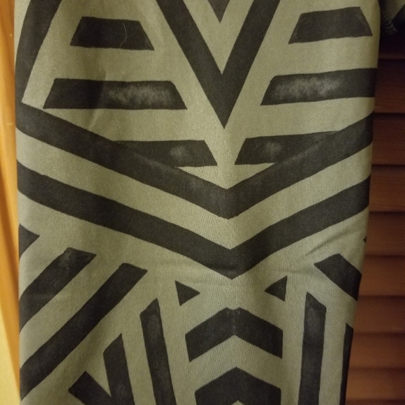 Lululemon Run Crop Inspire Leggings Tights Size 6 - Picture 4 of 5